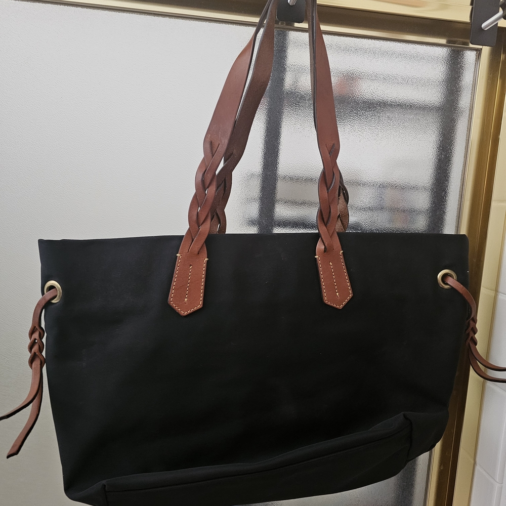 Vintage Y2K Classic Dooney & Bourke Black and Brown Nylon Tote Bag - Picture 2 of 8